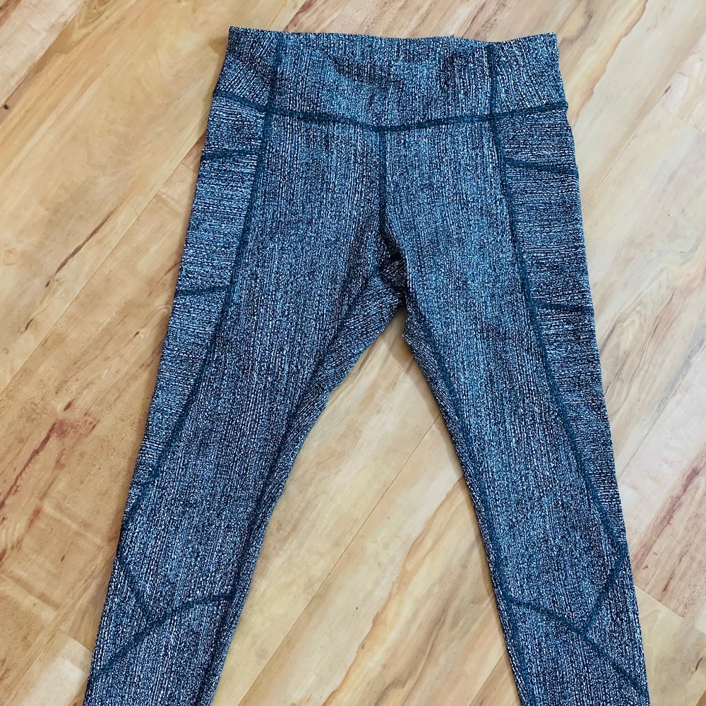 Lululemon compression Tight Stuff Tight II Yoga leggings